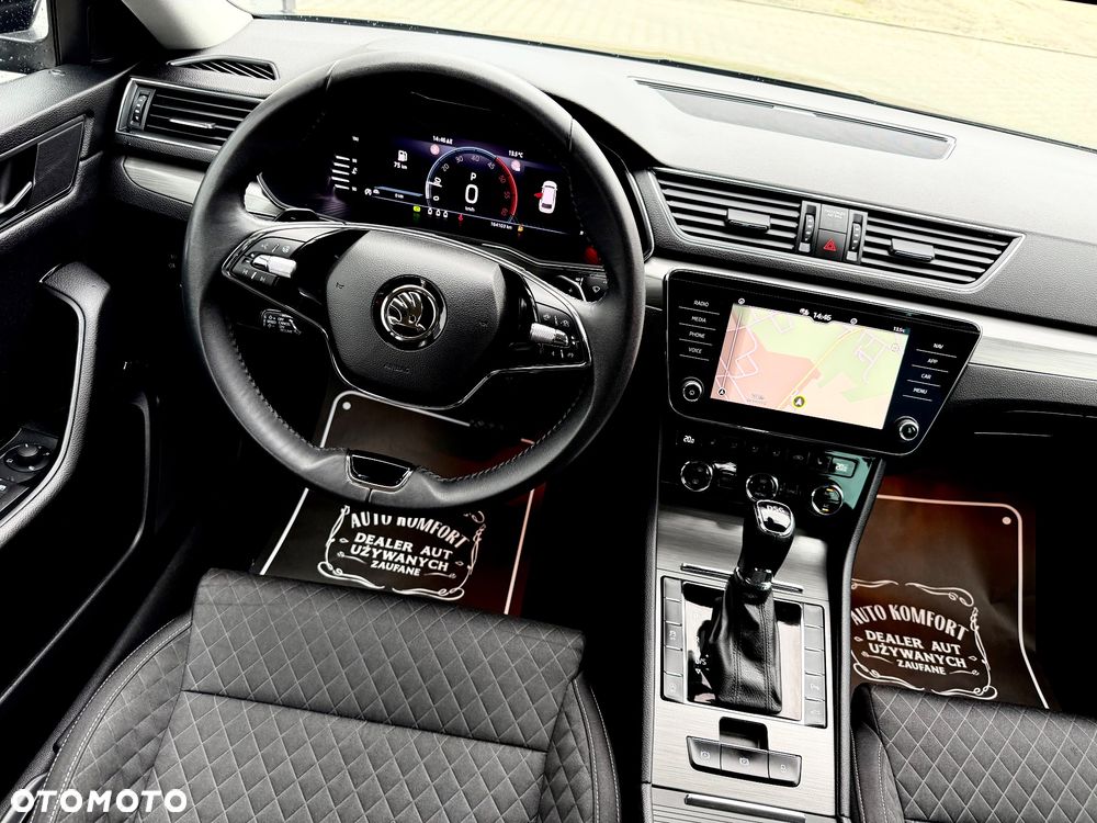 Skoda Superb 2.0 TDI DSG Premium Edition - 31