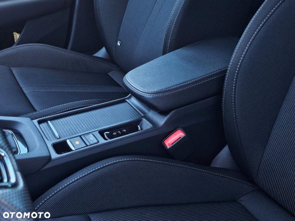 Skoda Octavia 1.5 TSI ACT Style - 33