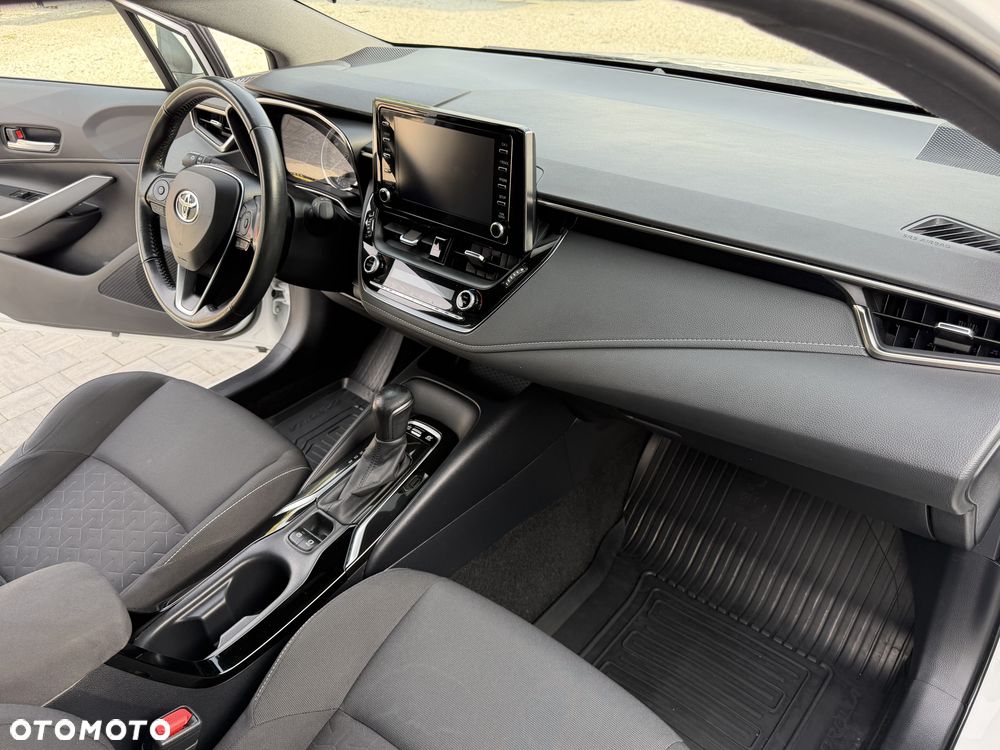 Toyota Corolla 1.8 Hybrid Comfort - 21