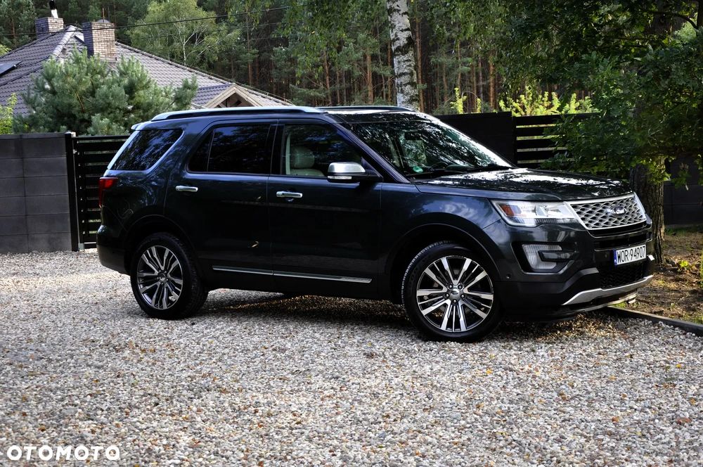 Ford Explorer - 11