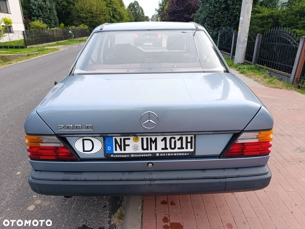 Mercedes-Benz W124 (1984-1993) - 19