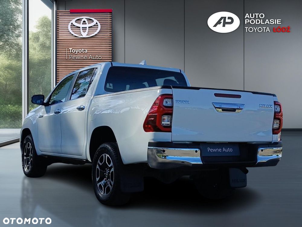 Toyota Hilux 2.8 D-4D Double Cab SR5 4x4 - 6