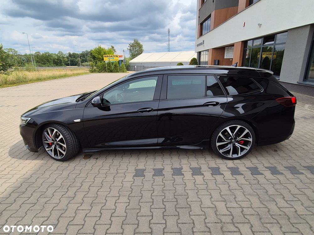 Opel Insignia - 11