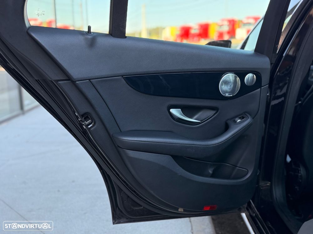 Mercedes-Benz C 180 BlueTEC Exclusive Aut. - 12