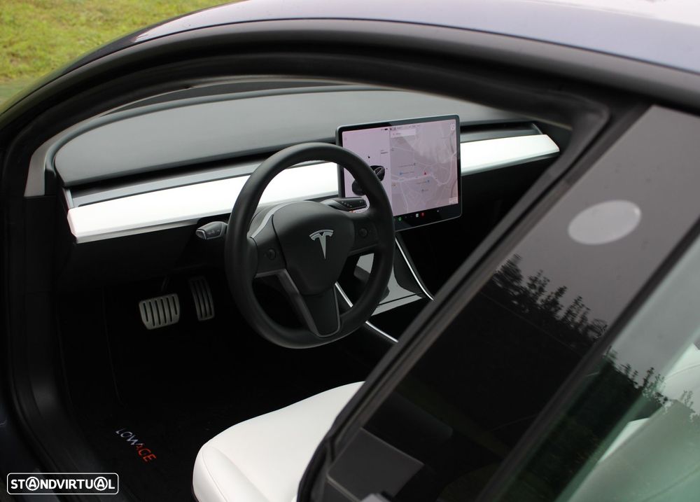 Tesla Model 3 Performance Dual Motor AWD - 17