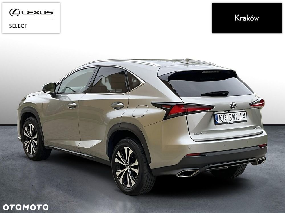 Lexus NX 300 F Impression AWD - 3