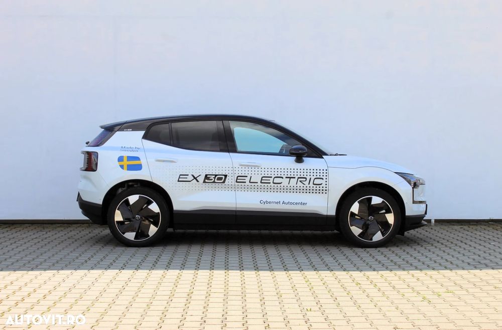 Volvo EX30 Twin Motor Performance AWD Ultra - 23