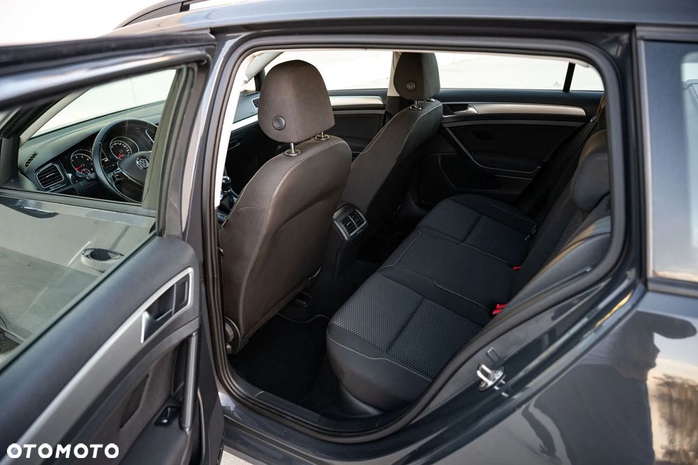Volkswagen Golf 1.0 TSI BMT Trendline - 15