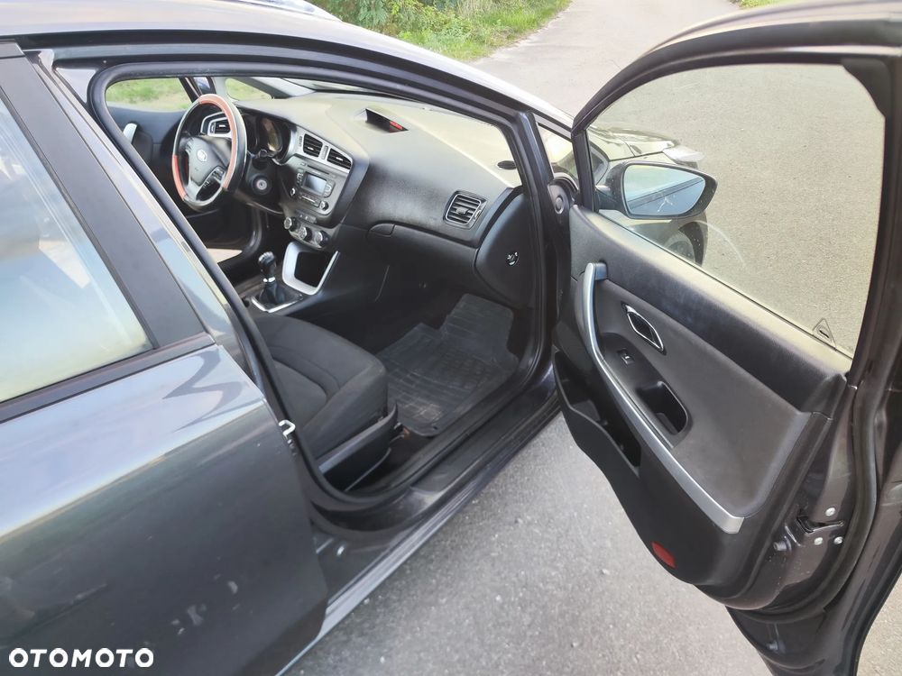 Kia Ceed 1.6 CRDi L - 12