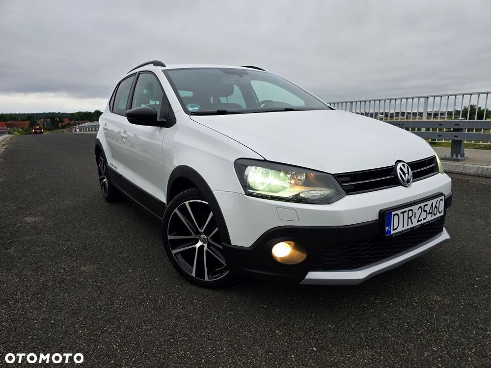 Volkswagen Polo 1.2 TSI Cross Urban White - 4