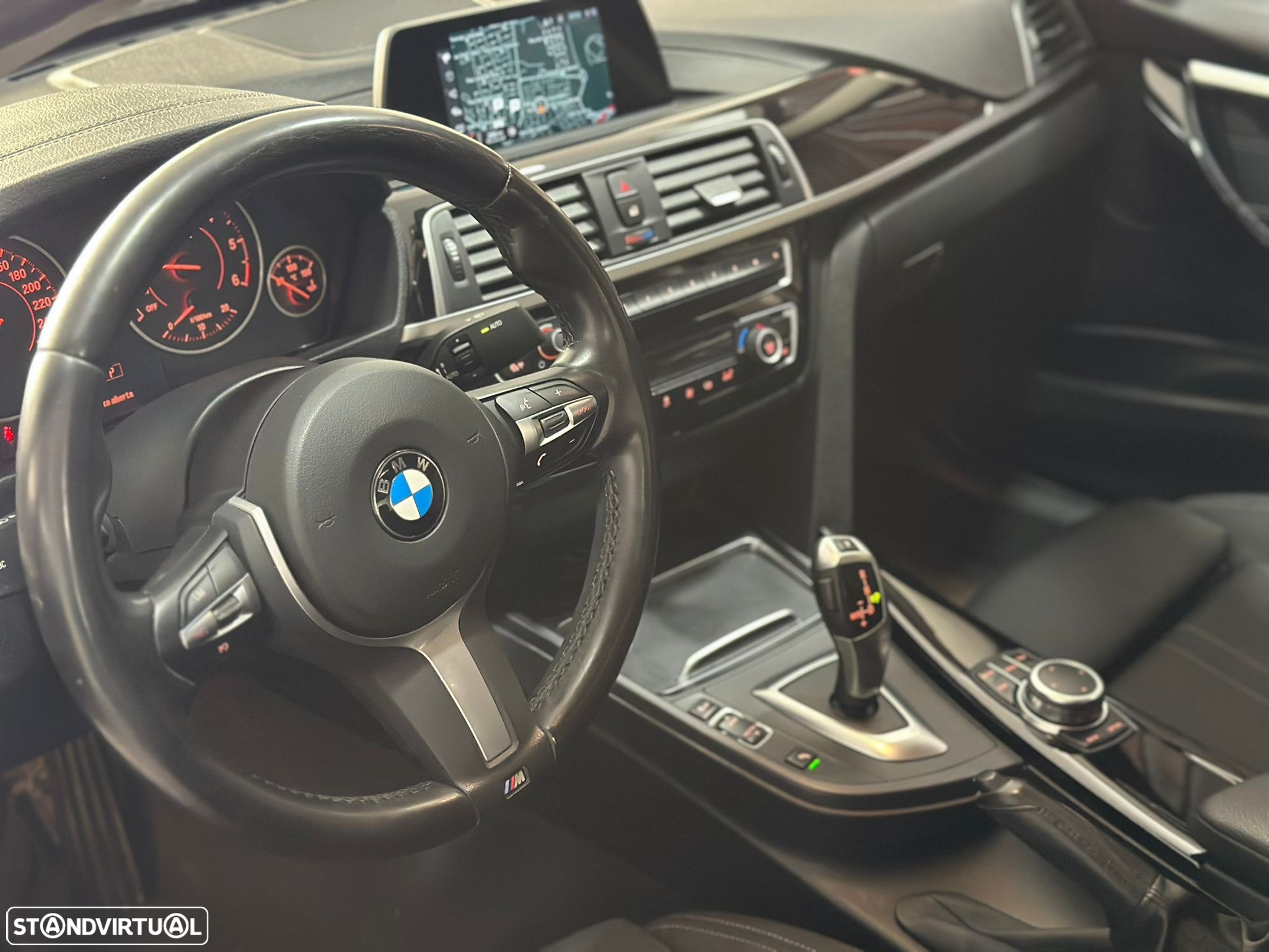 BMW 318 d Line Sport Auto - 2