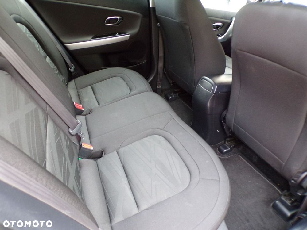 Kia Ceed - 28