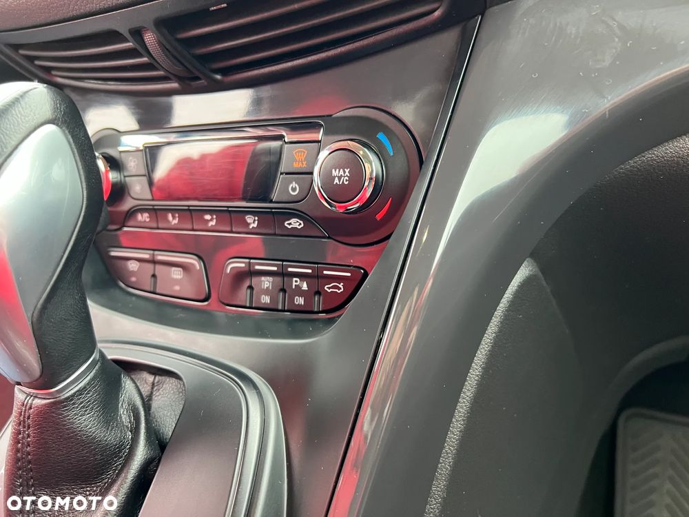 Ford Kuga 2.0 TDCi 4WD Titanium - 15