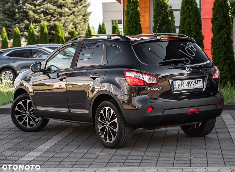 Nissan Qashqai 2.0 4x4 Tekna - 3