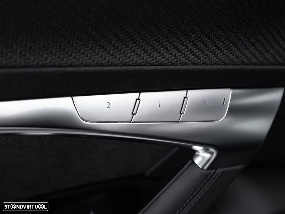 Audi RS6 Avant 4.0 TFSI quattro Tiptronic - 23