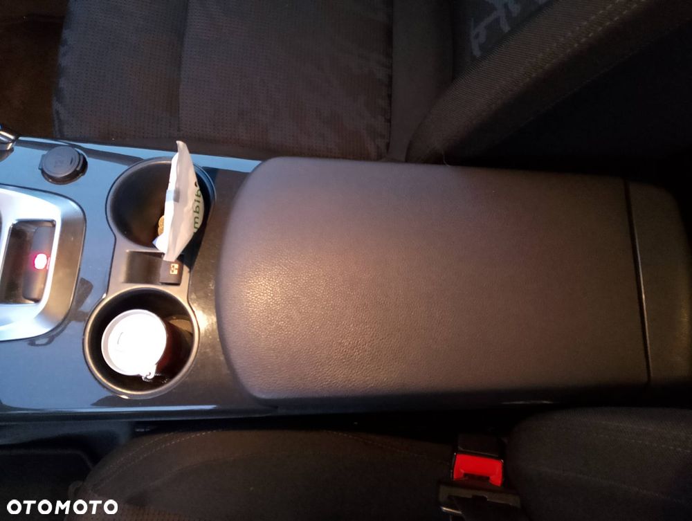 Peugeot 3008 2.0 HDi Premium - 24