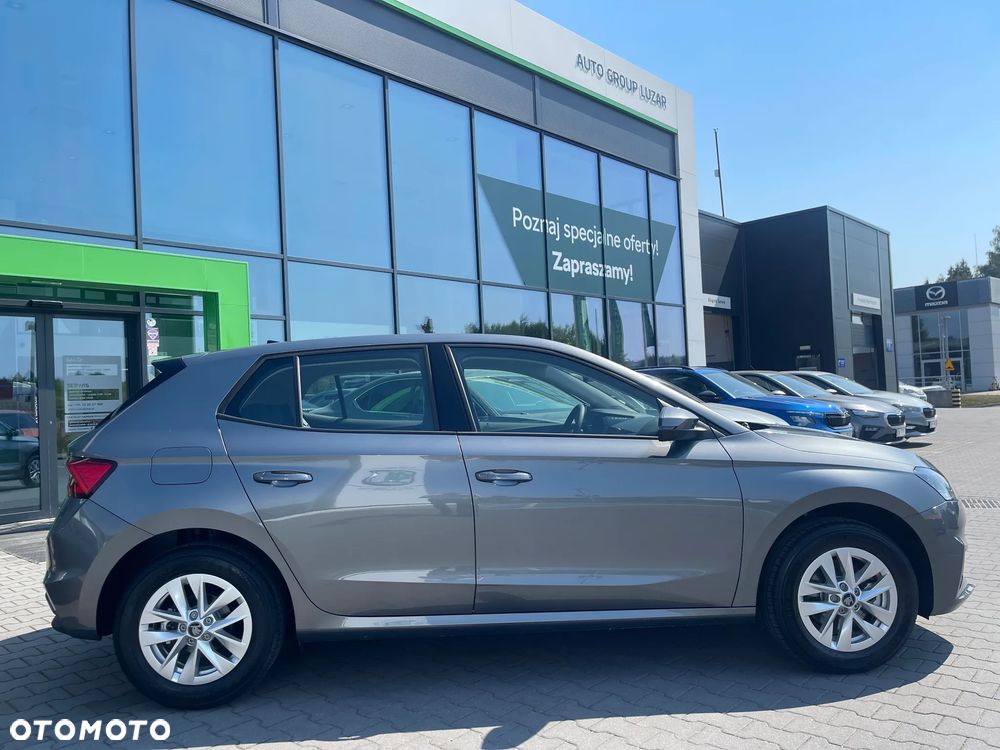 Skoda Fabia 1.0 TSI Drive - 2
