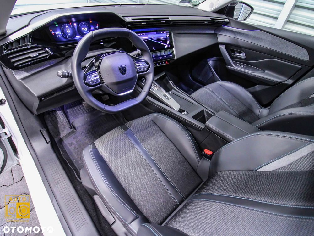 Peugeot 308 1.2 PureTech Allure Pack S&S EAT8 - 17