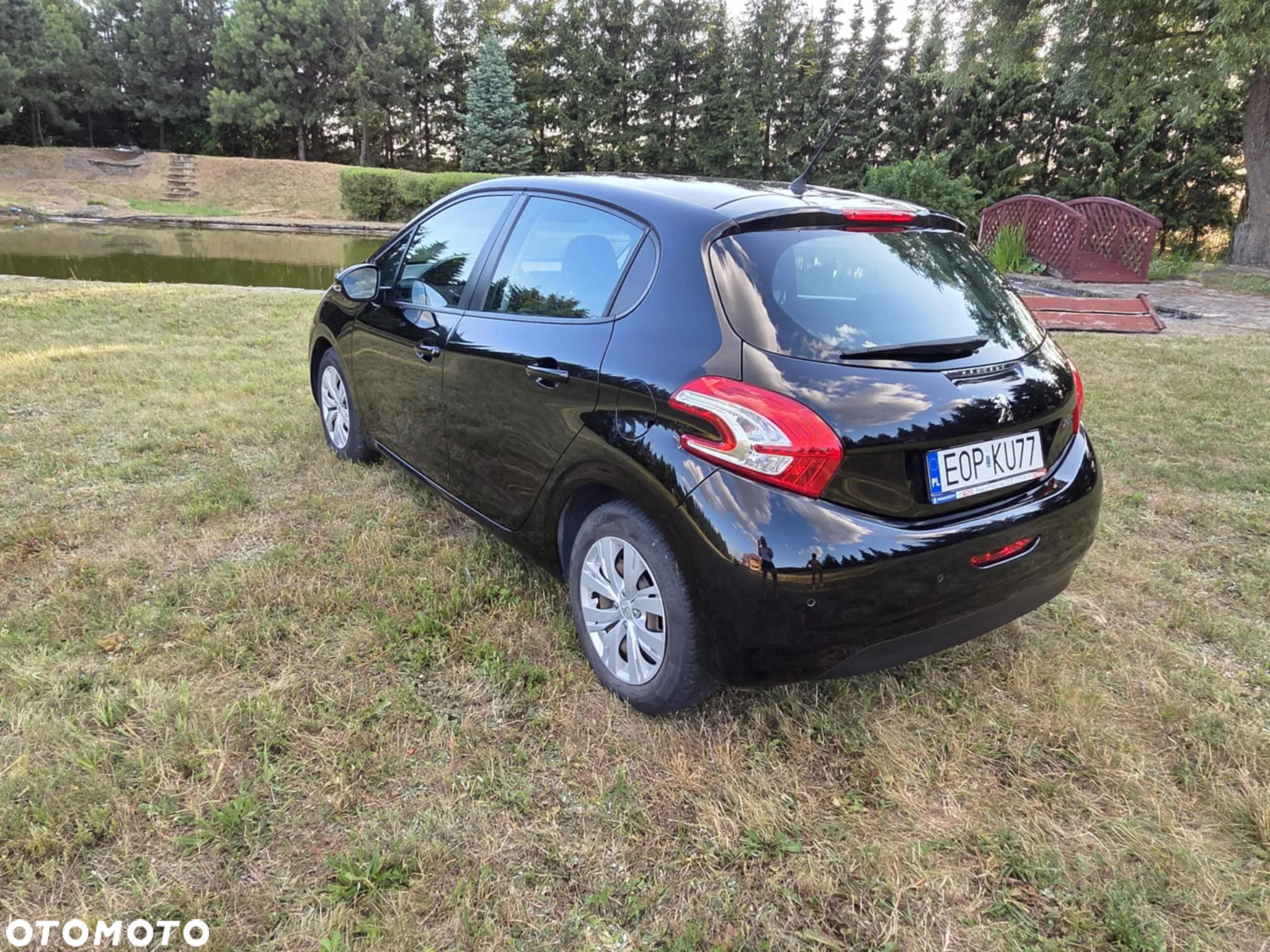 Peugeot 208 1.4 HDi Active - 4