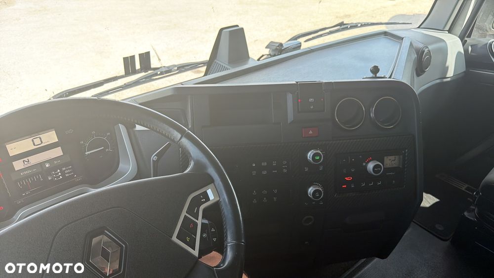 Renault T480 Highcab ADR - 11