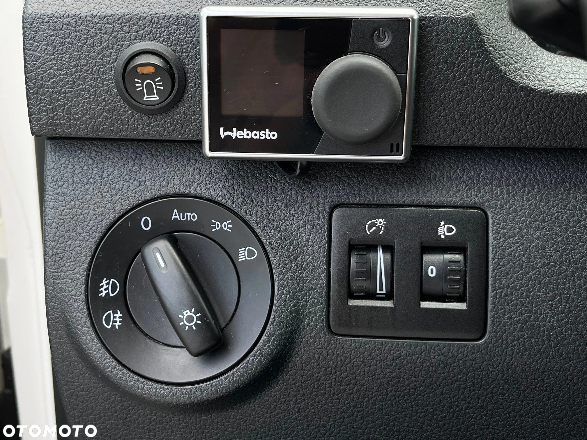 Volkswagen Caddy Maxi - 28