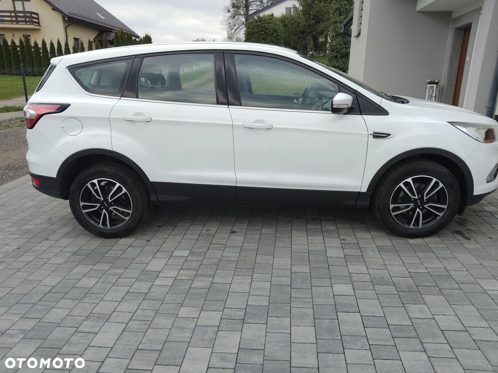 Ford Kuga 1.5 EcoBoost FWD Edition ASS GPF - 4