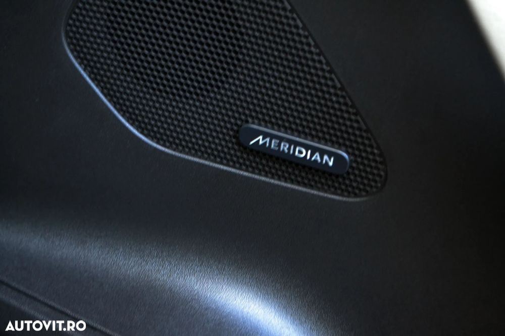 Jaguar F-Pace S AWD - 17