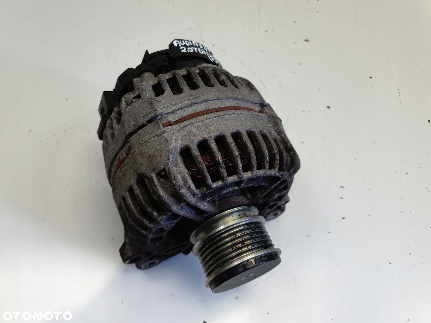 Audi A3 8P VW Golf V 1.9 TDI ALTERNATOR bosch 06F903023F 140A - 1