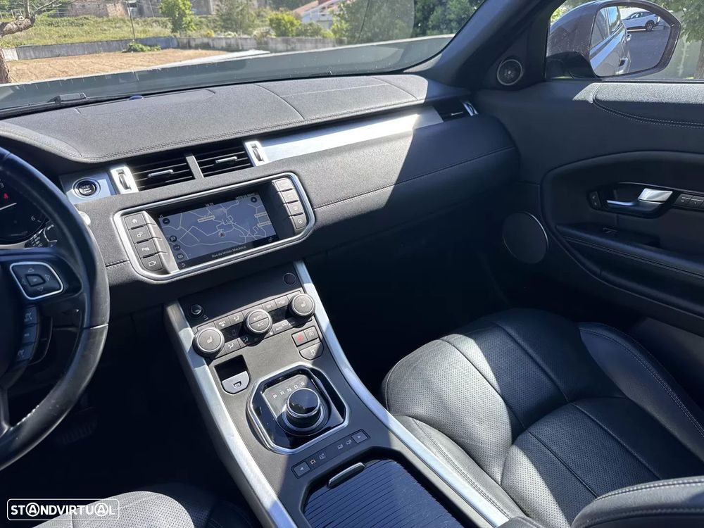 Land Rover Range Rover Evoque 2.0 D150 AWD R-Dynamic Auto - 48
