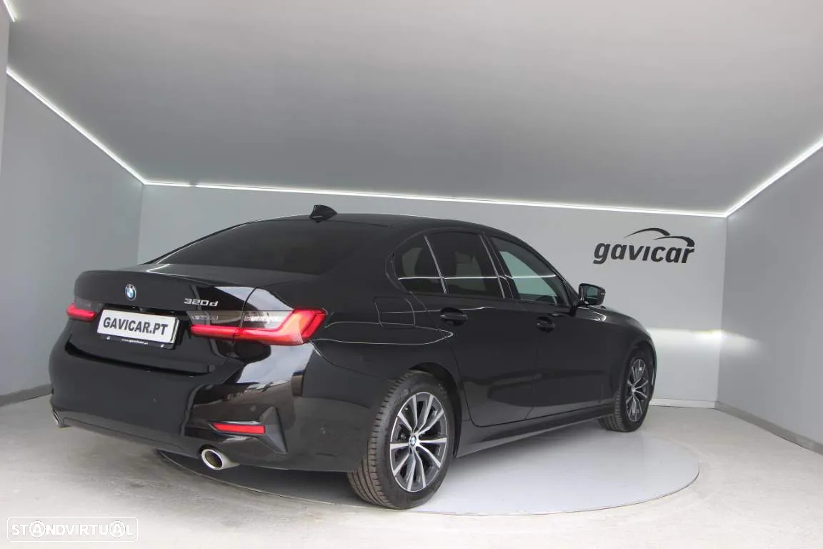 BMW 320 d Auto - 17