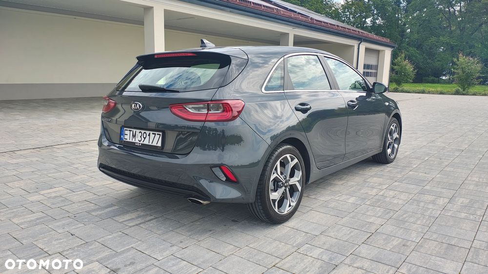 Kia Ceed 1.4 L - 7