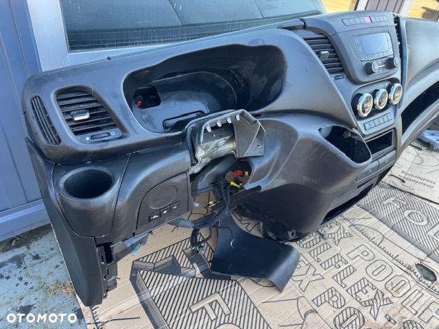 Deska rozdzielcza kokpit konsola Iveco Daily 14-19 r kompletna - 3