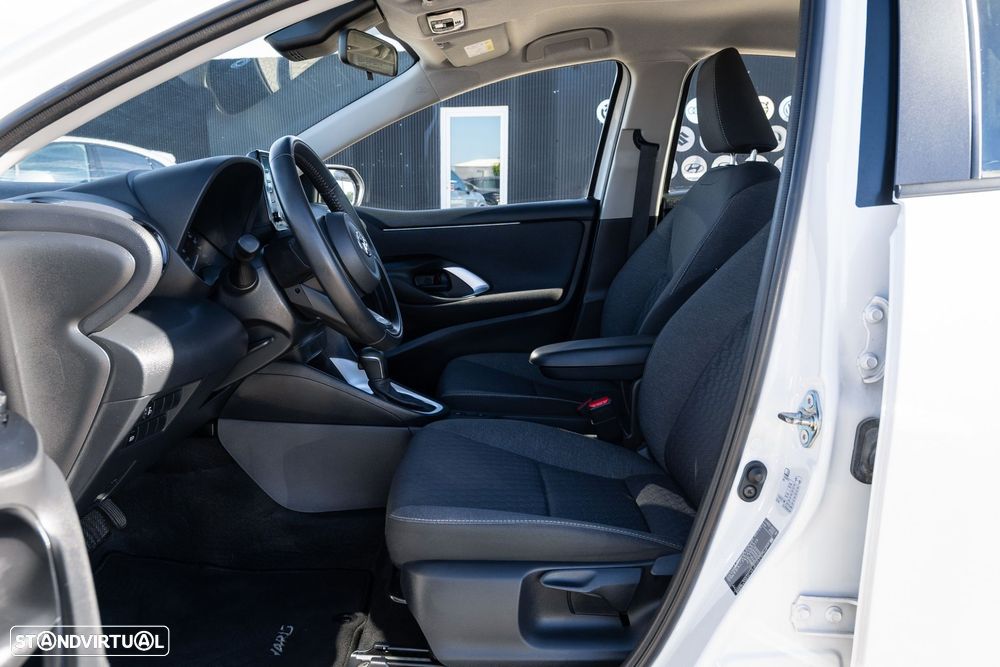 Toyota Yaris 1.5 HDF Comfort - 13