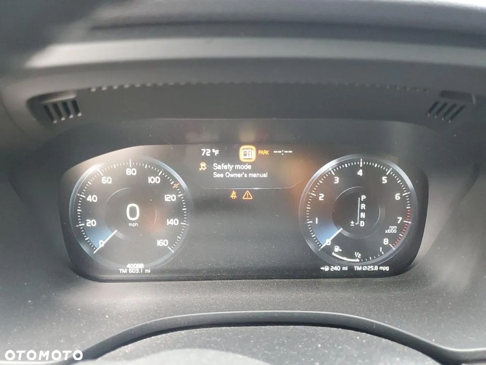 Volvo XC 60 T5 Geartronic Momentum - 11