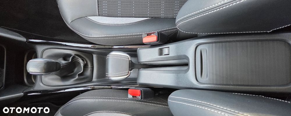 Peugeot 2008 PureTech 110 Stop&Start Style - 20