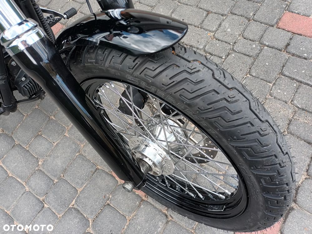 Harley-Davidson Dyna Street Bob - 2