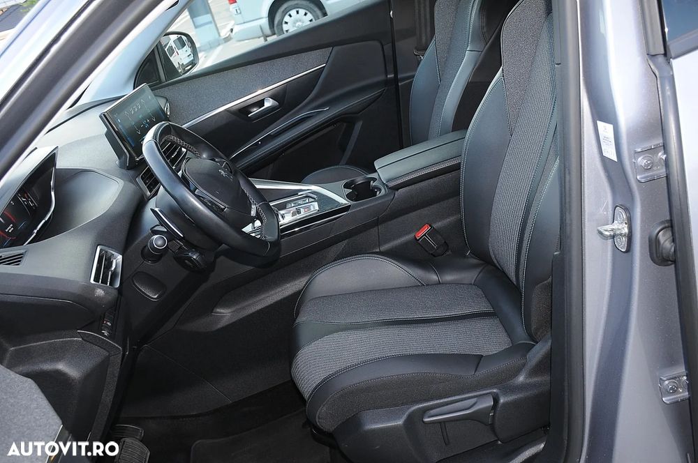 Peugeot 3008 - 17