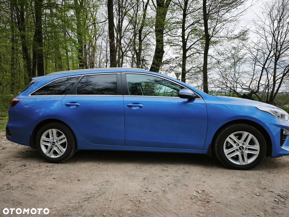 Kia Ceed 1.6 CRDi SCR L Business Line - 17