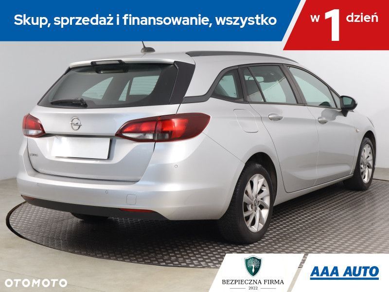 Opel Astra - 6