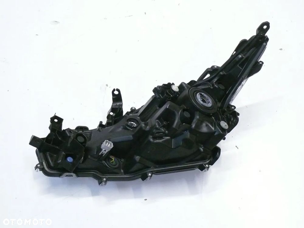 LAMPA PRZEDNIA PRAWA TOYOTA COROLLA XII E21 2019 SEDAN LED - 4