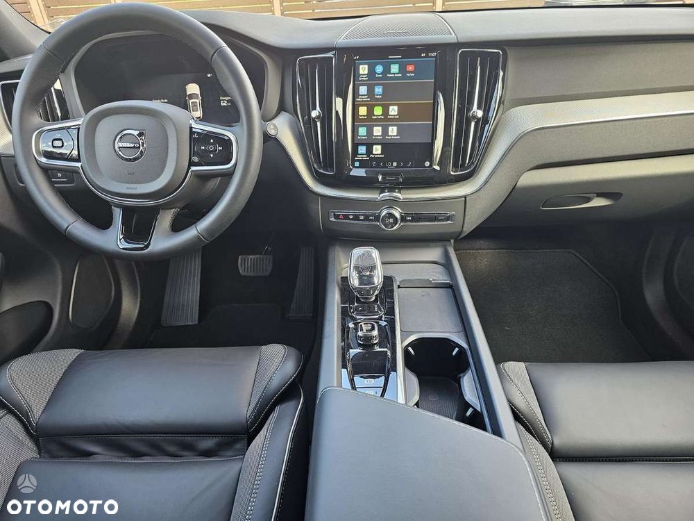 Volvo XC 60 T8 AWD Ultra Black Edition Signature - 7