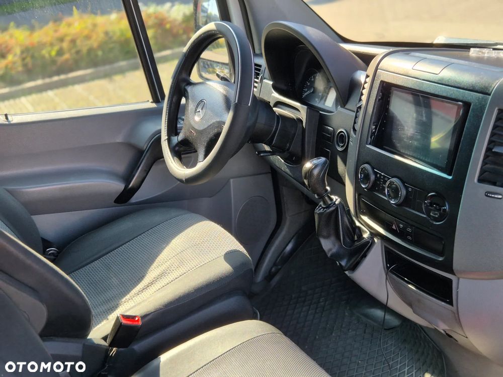 Mercedes-Benz Sprinter - 31