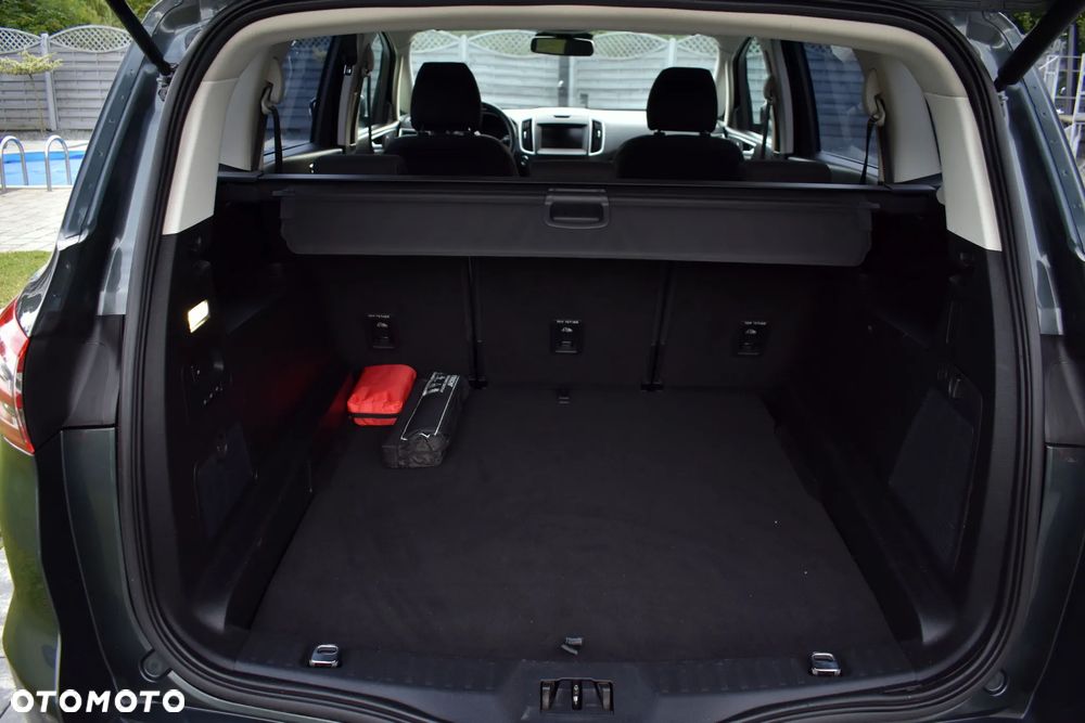 Ford S-Max 1.5 EcoBoost Titanium - 39