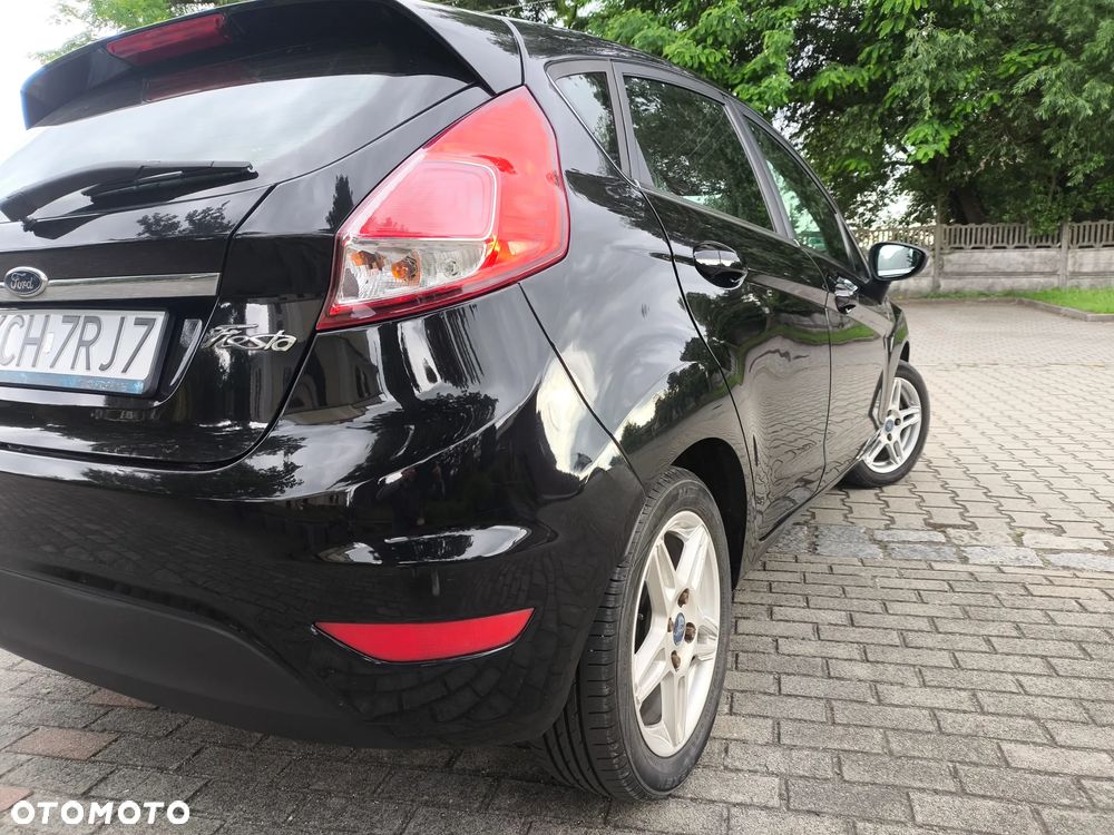 Ford Fiesta 1.25 Titanium X - 16