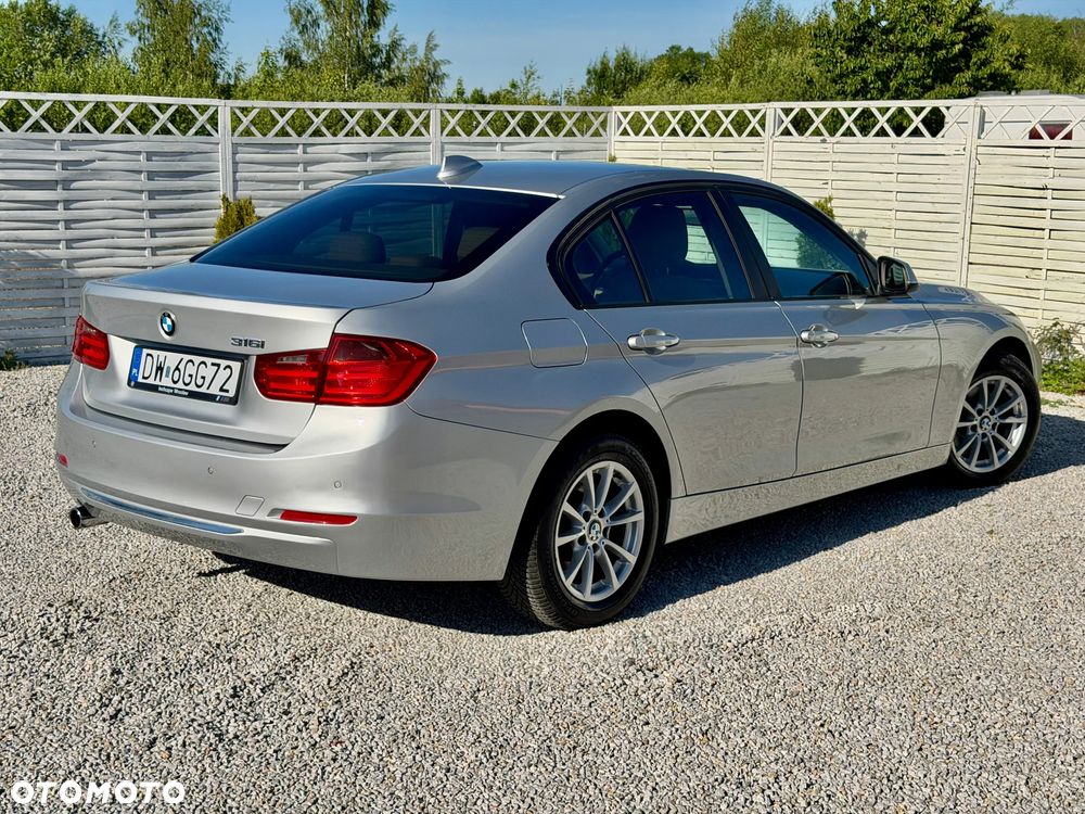 BMW Seria 3 316i - 3