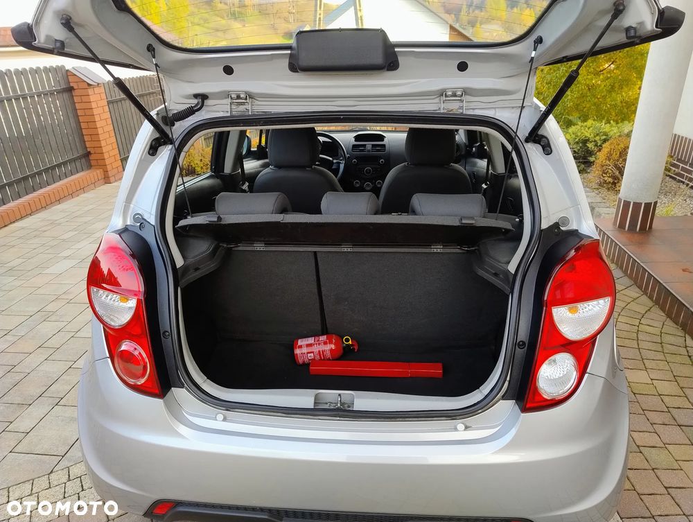 Chevrolet Spark - 13