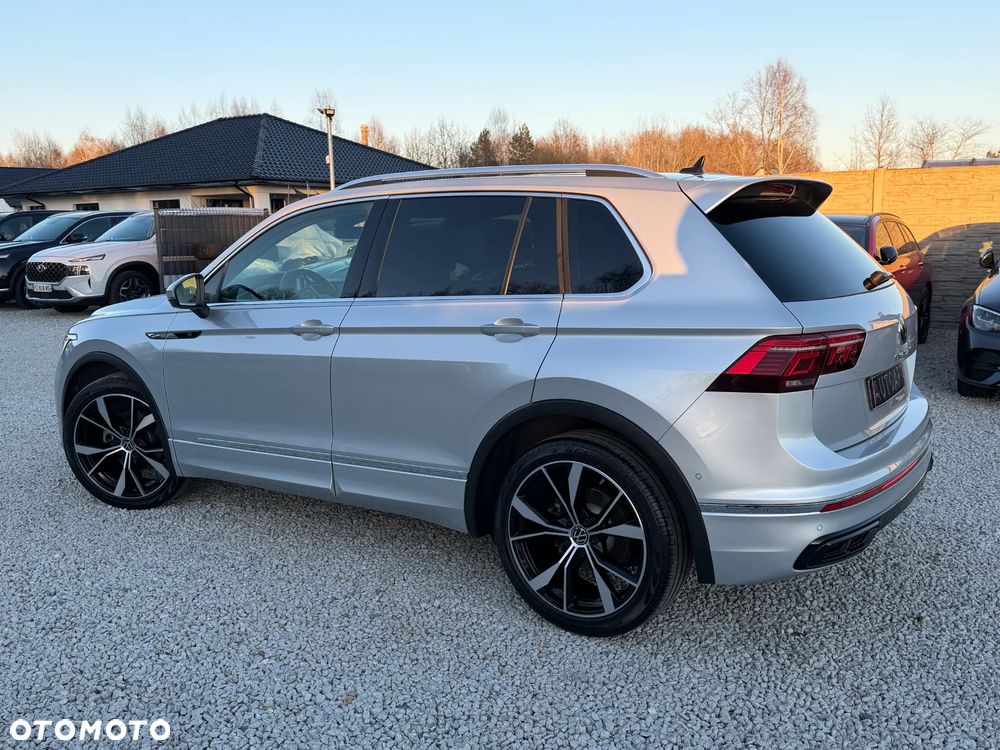 Volkswagen Tiguan - 10