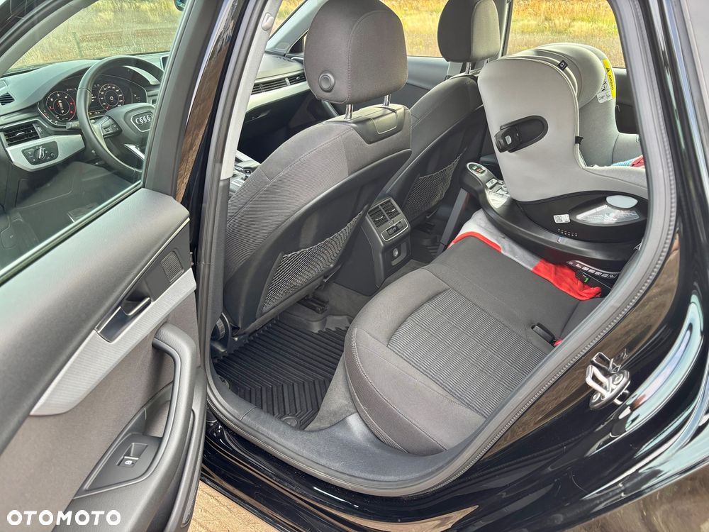 Audi A4 Avant 35 TDI S tronic - 17