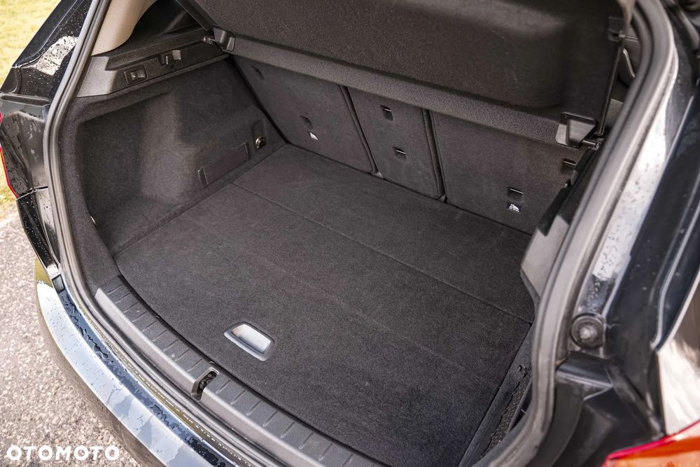 BMW Seria 2 218i Sport Line - 28