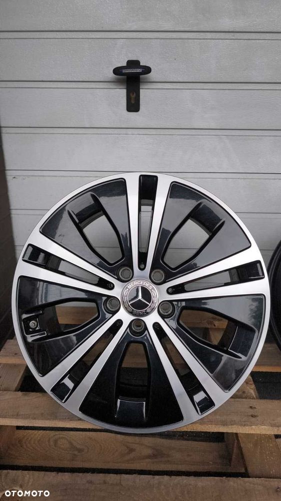 Felgi aluminiowe Mercedes E Klasa W213 18' 5x112 8J (OL718F) - 3